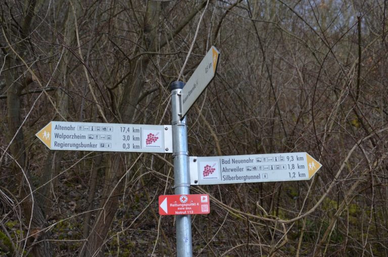 Der Rotweinwanderweg von Bad Neuenahr nach Walporzheim