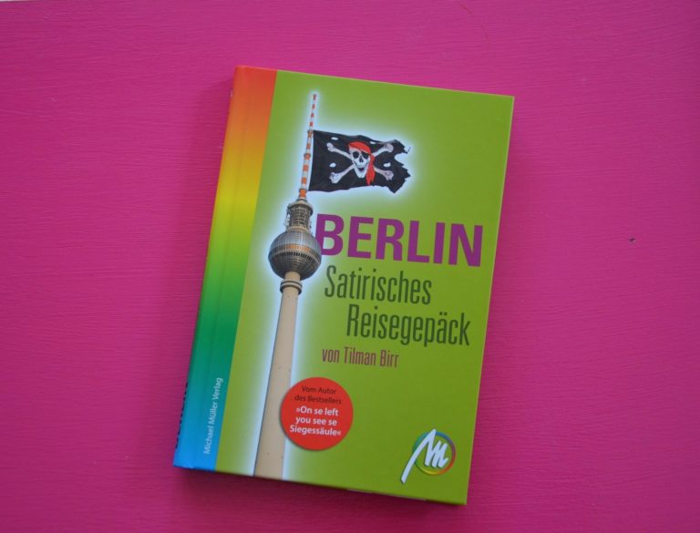 BERLIN Satirisches Reisegepäck
